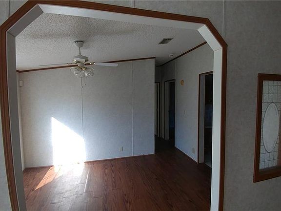 5th image of 7957 E Southlake Dr