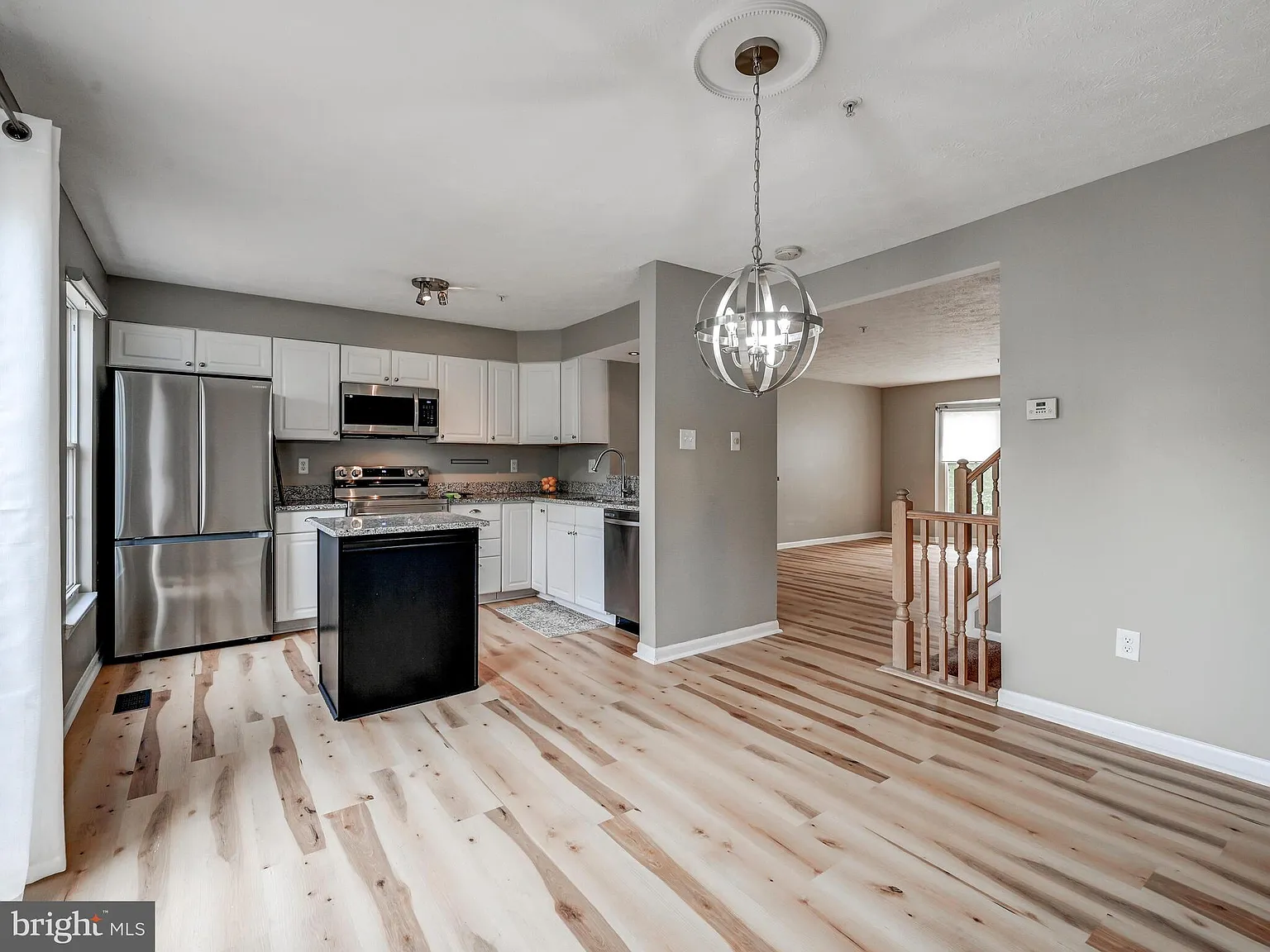 3 bed, 2.5 bath, 1582 sqft, $2,475 — Photo 4