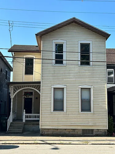 3049 Riverside Dr #1 Photo 1