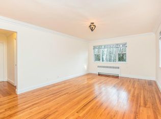 30 S Broadway, Irvington, NY 10533
