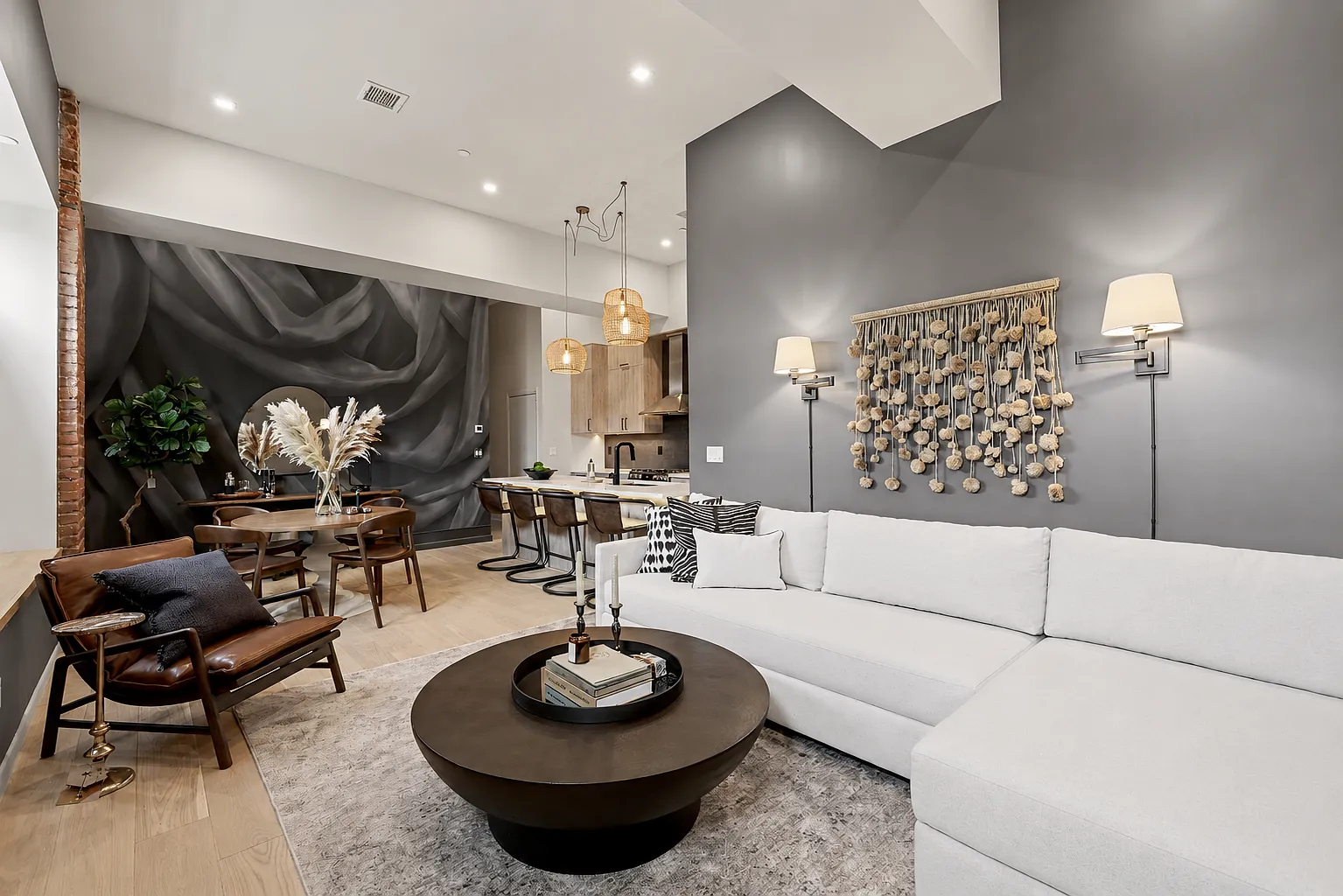 1 bed, 1.5 bath, 978 sqft, $8,000 — Photo 1