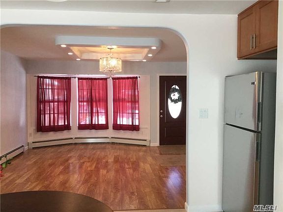 4th image of 64 Dana Ave