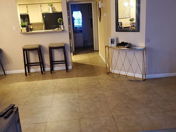 3rd image of 1150 N Buffalo Dr APT 1003