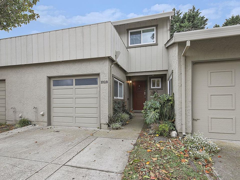 1st image of 1028 Arnold Way