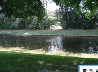 1734 Shoreside Cir, Wellington, FL 33414