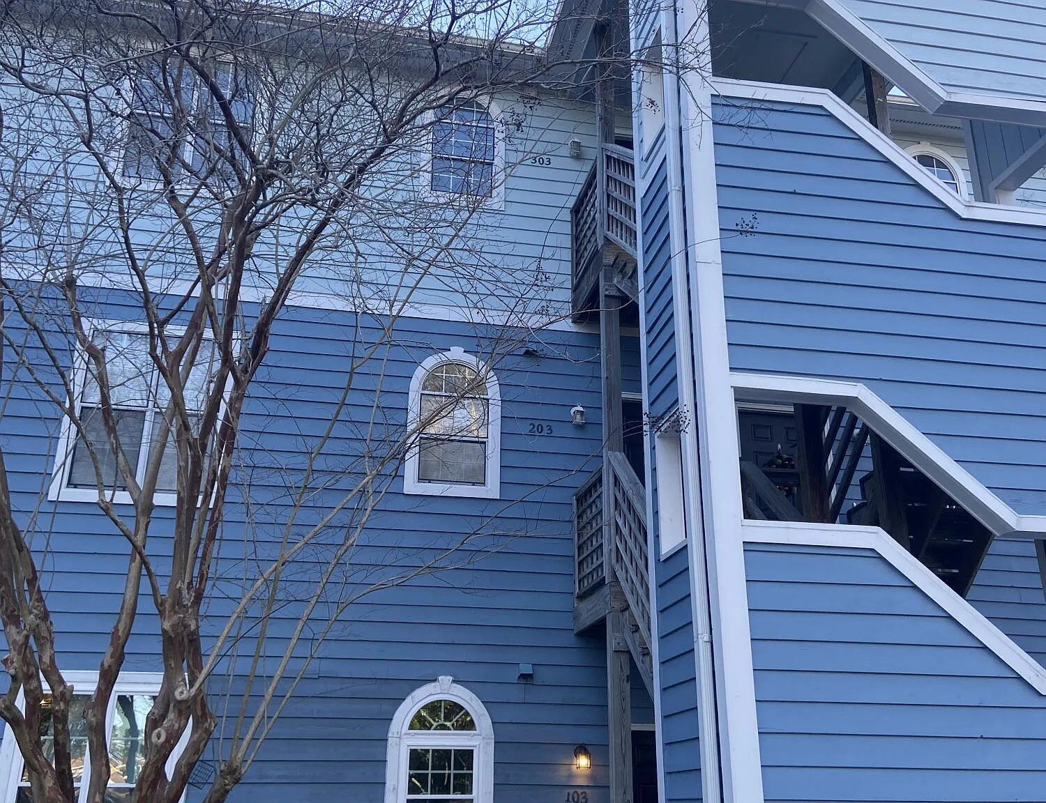 2 bed, 2.0 bath, $1,300 — Photo 1