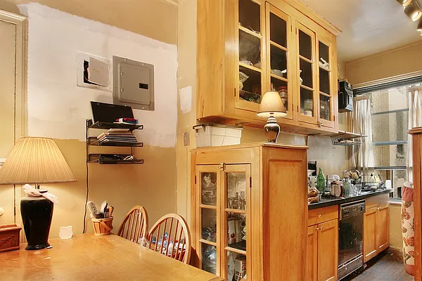 Sold by Corcoran | media 14