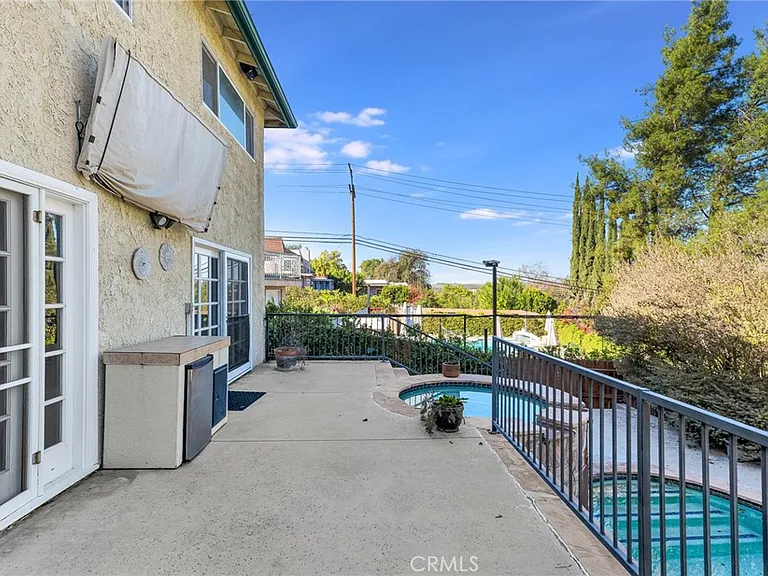 22781 Macfarlane Dr — Photo 46