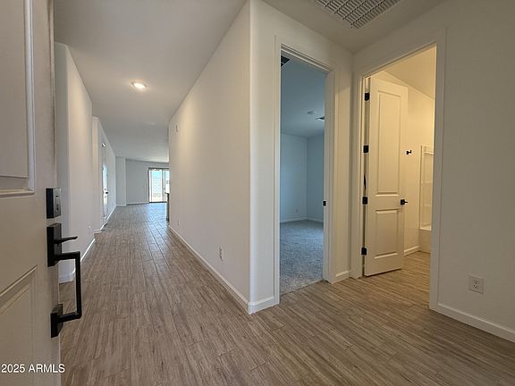 4th image of 9544 W PARKWAY Drive