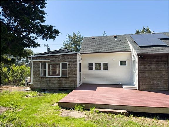 2nd image of 2185 Post Rd Unit A