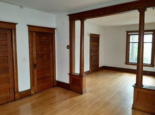 15 Barton Ave SE APT 1, Minneapolis, MN 55414