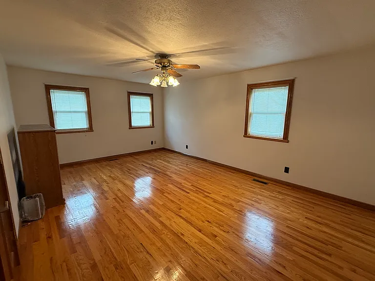 1087 Pea Ridge Rd — Photo 25