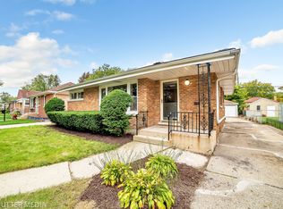 2504 S 12th Ave, Broadview, IL 60155