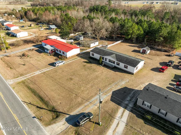 691 Old Snow Hill Road, Ayden, NC 28513