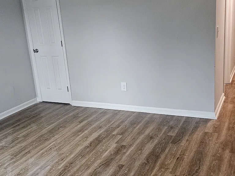 102 Burdock Cir — Photo 13
