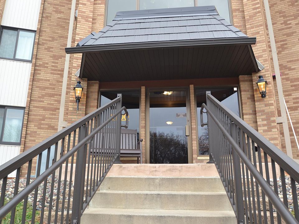 1st image of 2700 Oxford St N APT 124