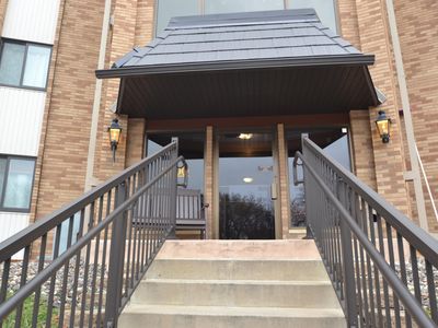 2700 Oxford St N APT 124, Roseville, MN, 55113