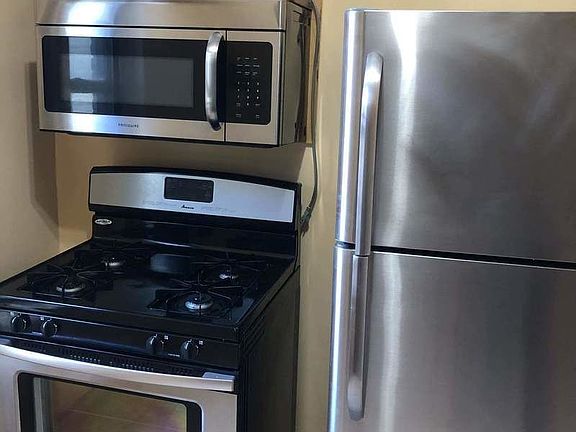 2nd image of 1330 Eastern Pkwy APT D6