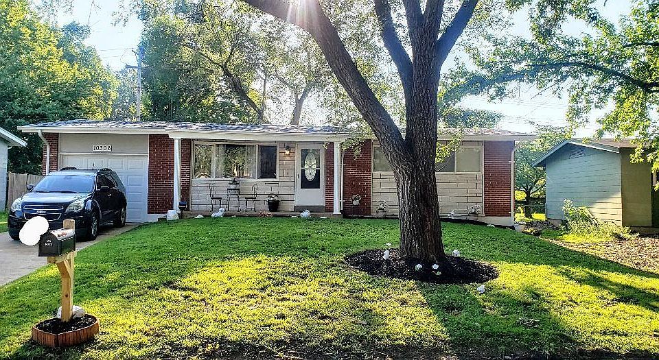 1st image of 10306 Bon Oak Dr