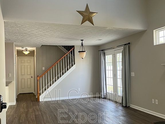 2nd image of 5480 Mountain Top Pl