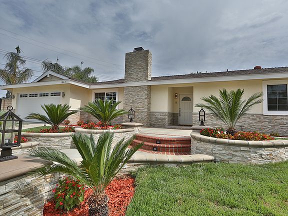 3rd image of 1222 Calbourne Dr