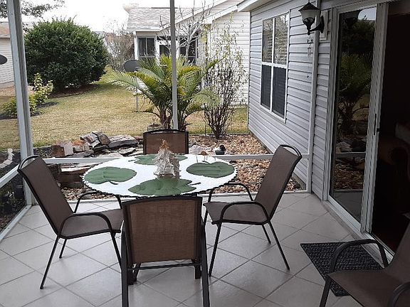 Screened Lanai with fan