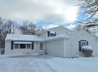 18622 Stafford Dr, Strongsville, OH 44149
