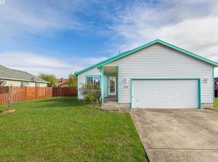 713 SE Meadows Loop, Sheridan, OR 97378