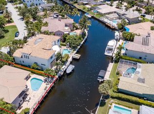 550 Phillips Dr, Boca Raton, FL 33432