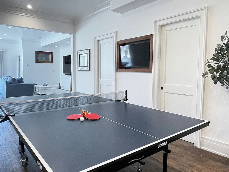 938 Sound Shore Rd — Photo 37