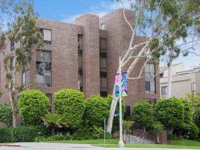 2304 S Beverly Glen Blvd Unit 204, Los Angeles, CA, 90064
