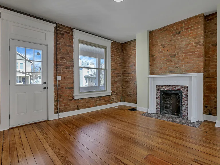 407 Hanford St #407 — Photo 2