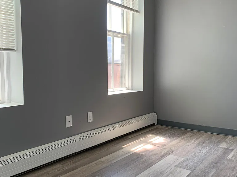 32 Chestnut St #27 — Photo 19