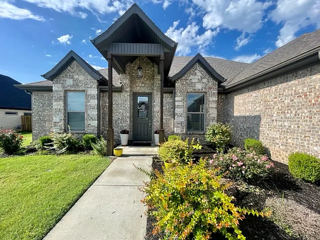 1341 Little Osage Lane - 1 — Photo 2