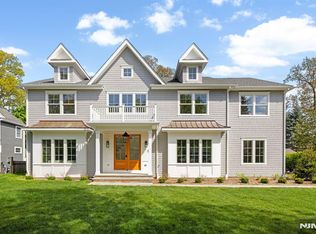 501 Sterling Pl, Ridgewood, NJ 07450