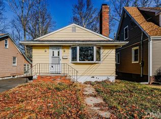 120 Warwick St, Iselin, NJ 08830