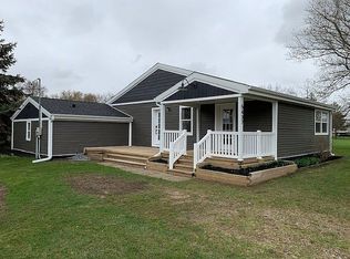 5437 E Colony Rd, Saint Johns, MI 48879