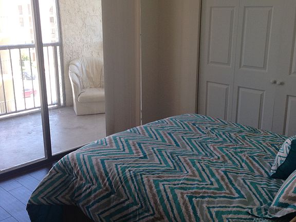 5th image of 2794 Tennis Club Dr APT 506