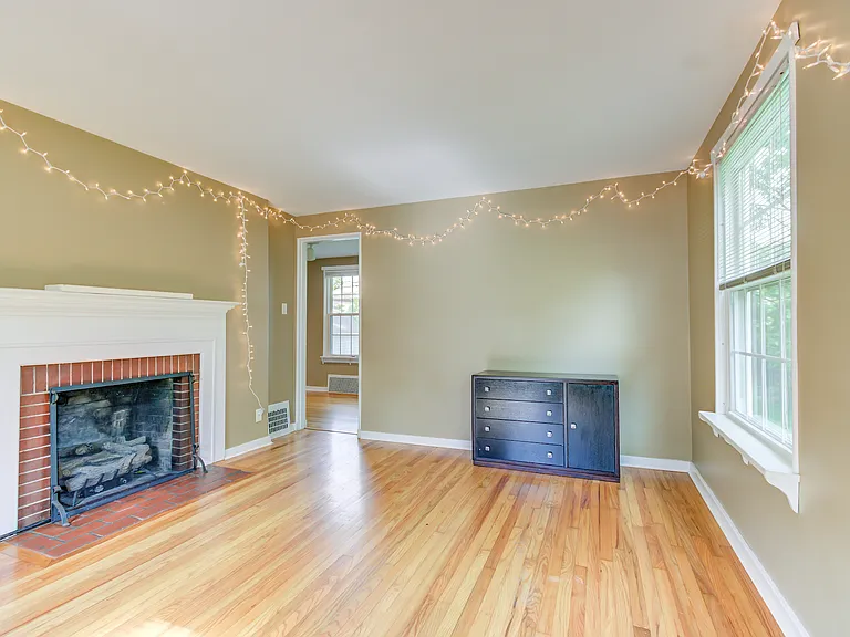 103 Oberlin Ct — Photo 13