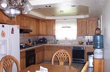 3rd image of 239 Challenger Ave