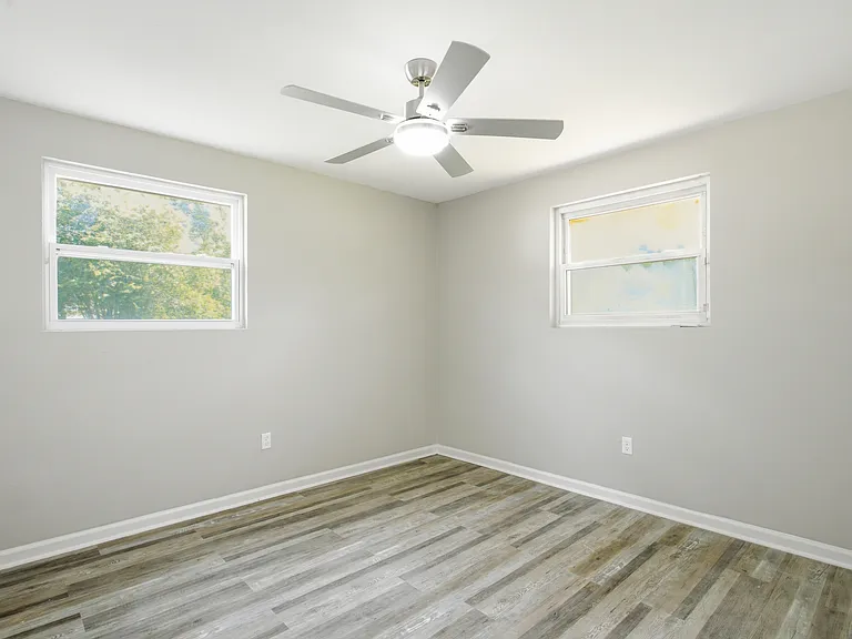 12433 Deerfield Rd — Photo 30