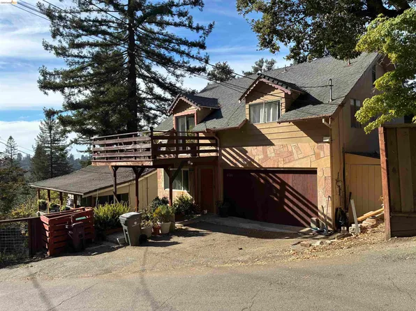 6501 Oakwood Dr, Oakland, CA 94611