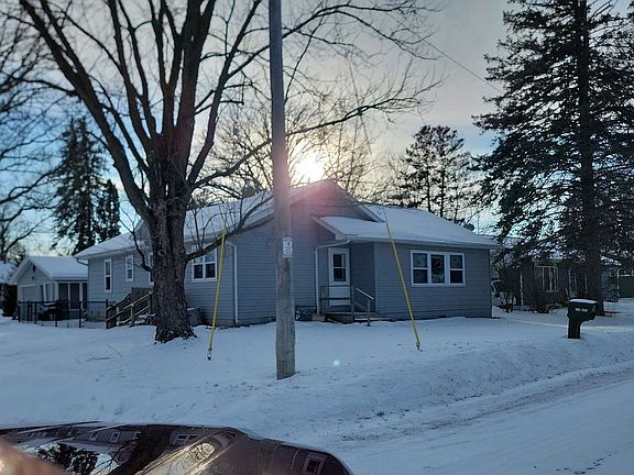 5th image of 904 Lee St