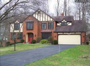 2582 Bridgeton Dr, Hudson, OH