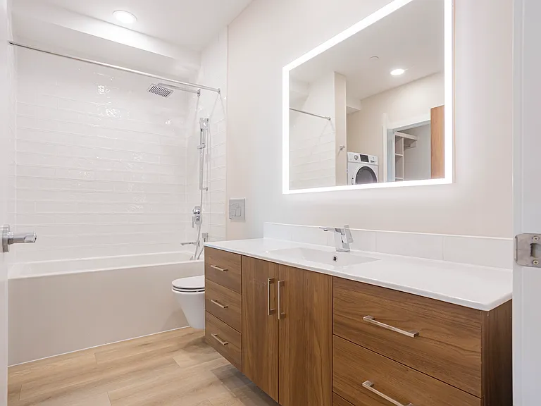 4030 University Ave NW — Photo 30
