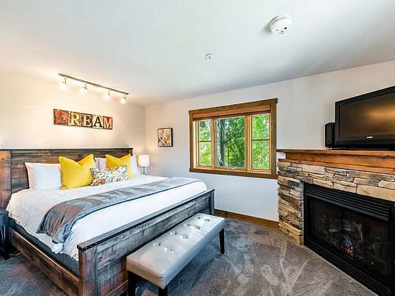 3rd image of 2260 Park Ave #23