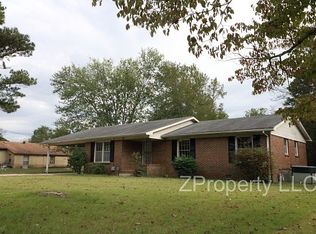 5002 Parkwood Dr NW, Huntsville, AL 35810