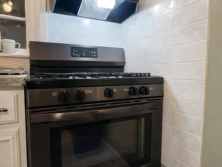 8016 Tabor Ave — Photo 6