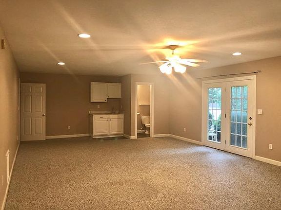 3rd image of 93 Ardis Ln #2