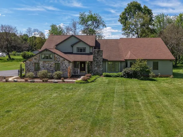 21 Miranda Ct, Martinsburg, WV 25403